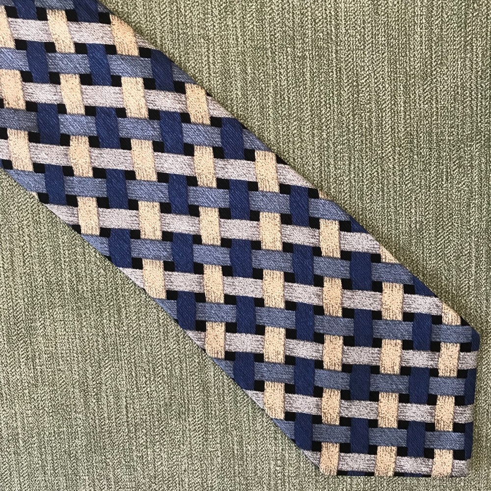 NWT Fratelli 100% Silk Tie w/Interwoven Pattern
